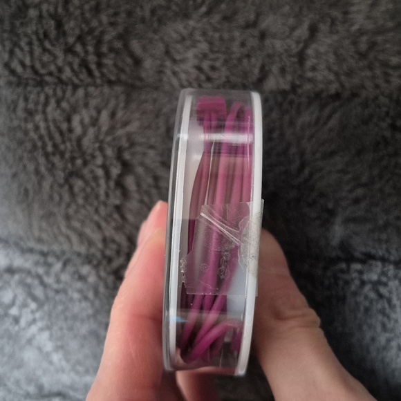 Harry Potter Book Cover Printed Earbuds! NWT and Sealed! - Picture 4 of 6